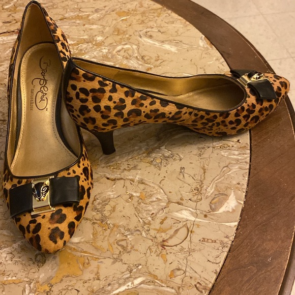 Naturalizer designer shoes - Picture 2 of 4